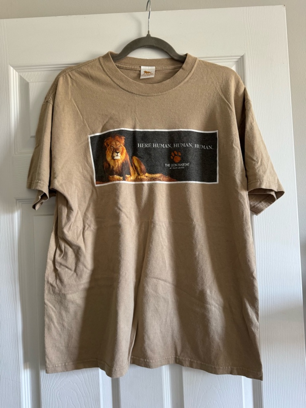 MGM grand vintage men’s tshirt